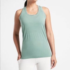 Athleta momentum workout tank